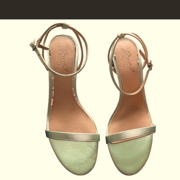 Badgley Mischka Women's Danni II Heeled Sandal - Picture 1 of 6